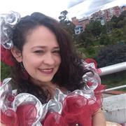 Profesora de música dicta técnica vocal, guitarra y piano inicial para todas las edades